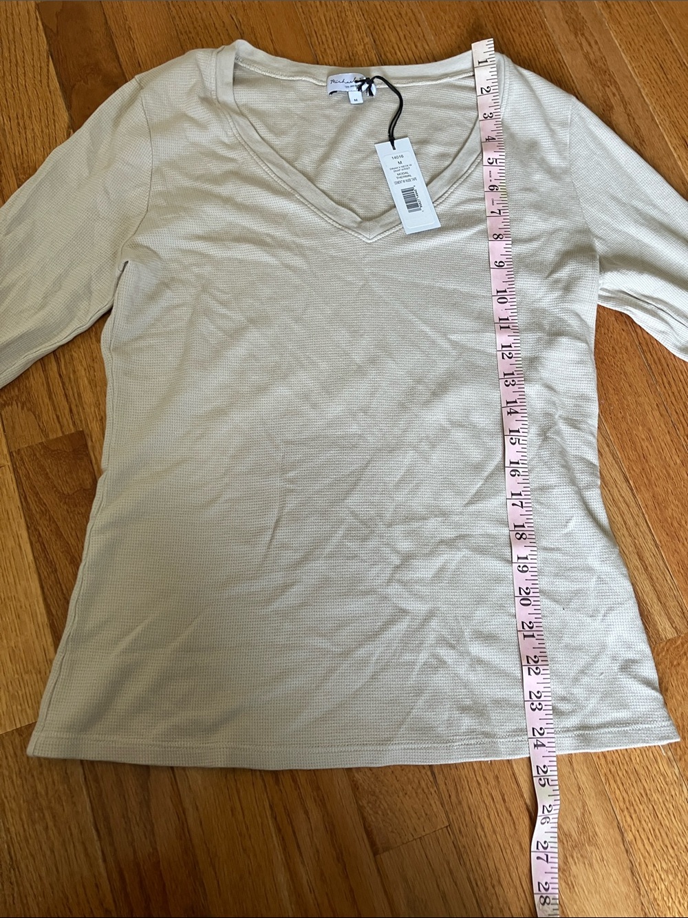 Michael Stars Light Gray V-Neck Long Sleeve Tee - Picture 5 of 8